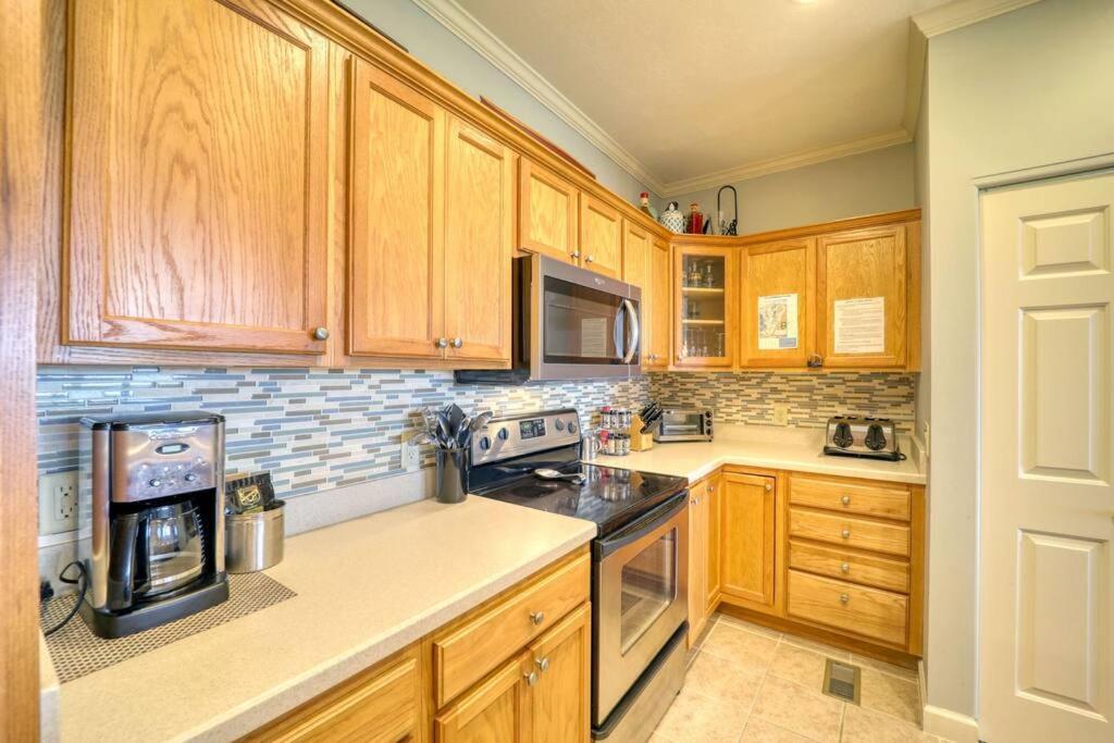 Bucket List Views Sugar Mountain Private Condo - 2Bed, 2Bath, Sleeps 6, Panoramic Views Of Mountains From Large Deck, Short Drive To Shopping, Restaurants, Cafes & Banner Elk Town Bagian luar foto