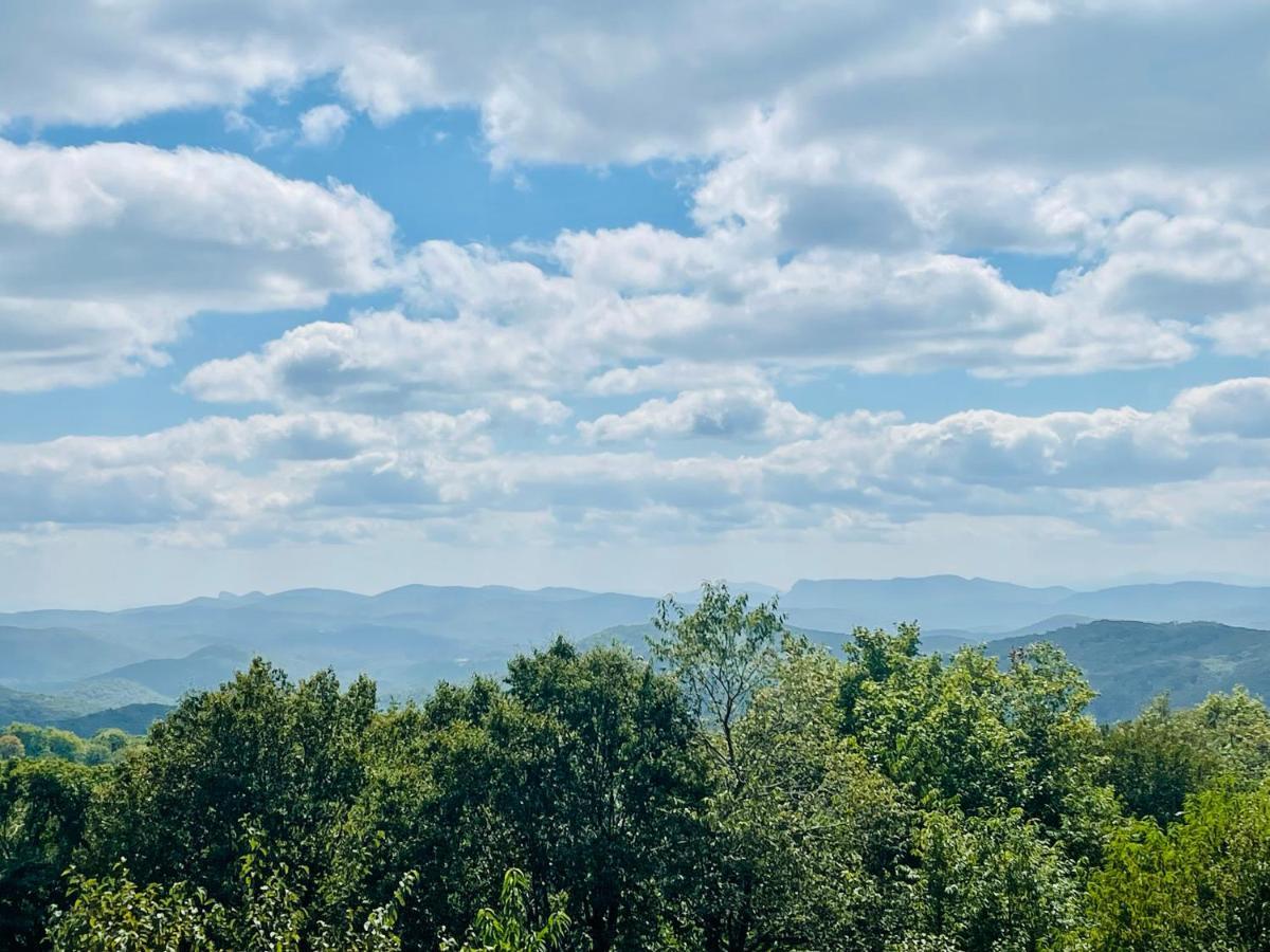 Bucket List Views Sugar Mountain Private Condo - 2Bed, 2Bath, Sleeps 6, Panoramic Views Of Mountains From Large Deck, Short Drive To Shopping, Restaurants, Cafes & Banner Elk Town Bagian luar foto