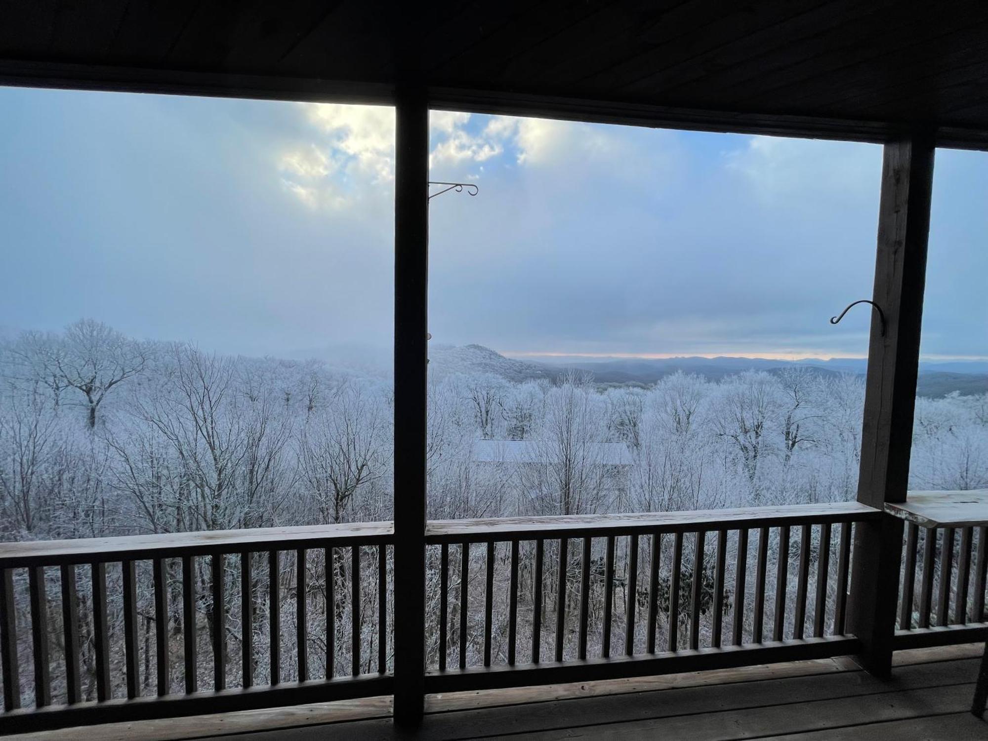 Bucket List Views Sugar Mountain Private Condo - 2Bed, 2Bath, Sleeps 6, Panoramic Views Of Mountains From Large Deck, Short Drive To Shopping, Restaurants, Cafes & Banner Elk Town Bagian luar foto