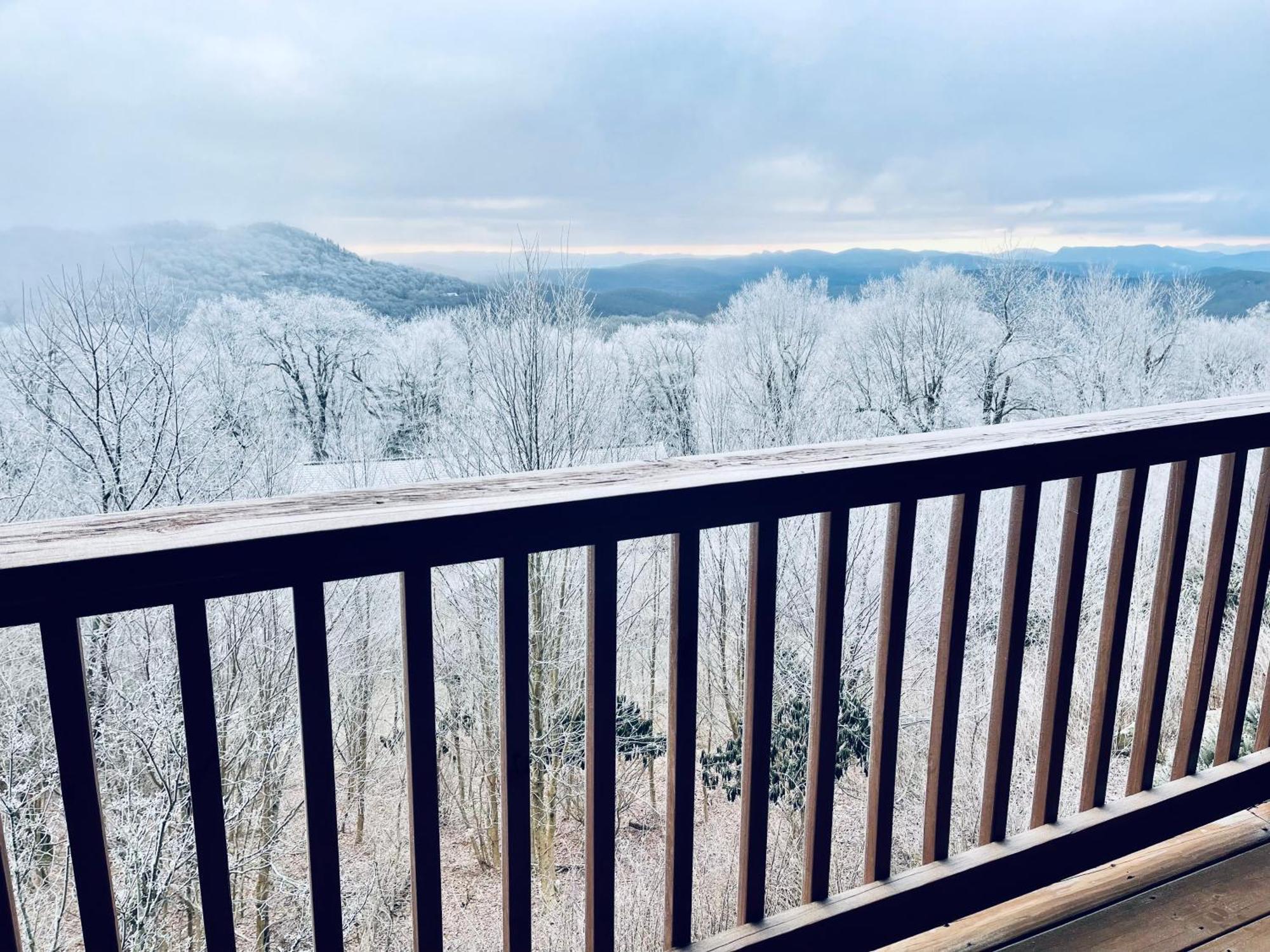Bucket List Views Sugar Mountain Private Condo - 2Bed, 2Bath, Sleeps 6, Panoramic Views Of Mountains From Large Deck, Short Drive To Shopping, Restaurants, Cafes & Banner Elk Town Bagian luar foto